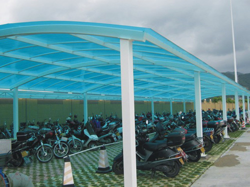 工厂外自行车雨棚